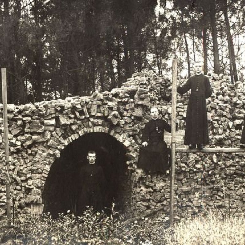 De Mariagrot / Lourdesgrot