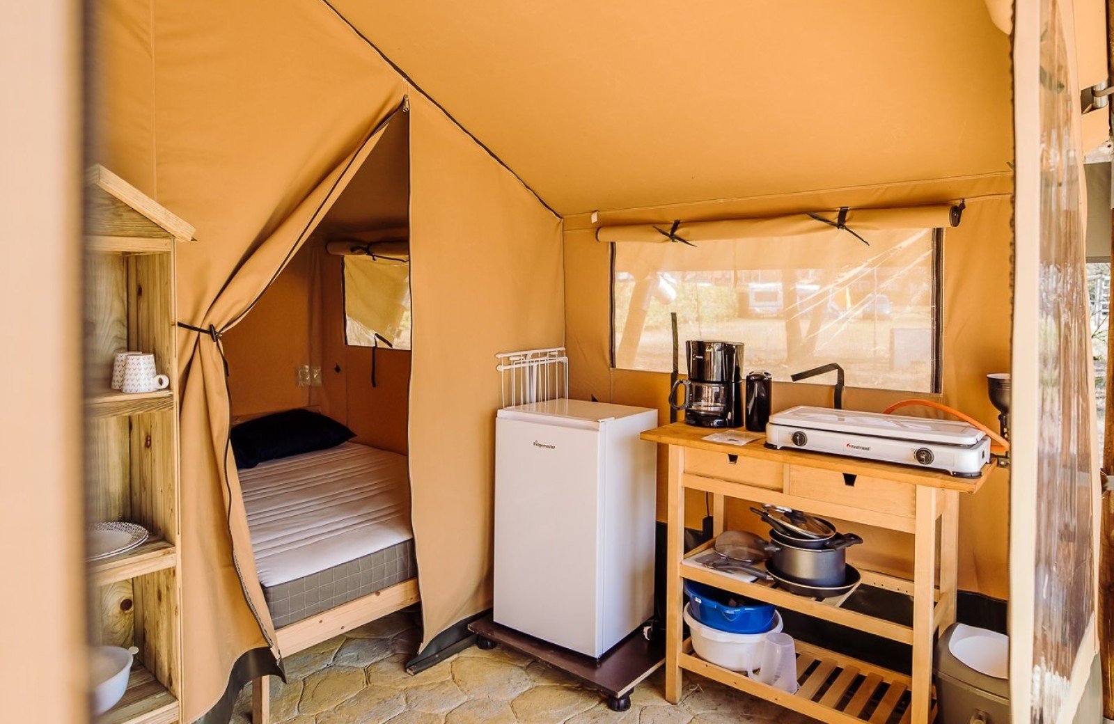 Bobbies-safaritent-keukenblok