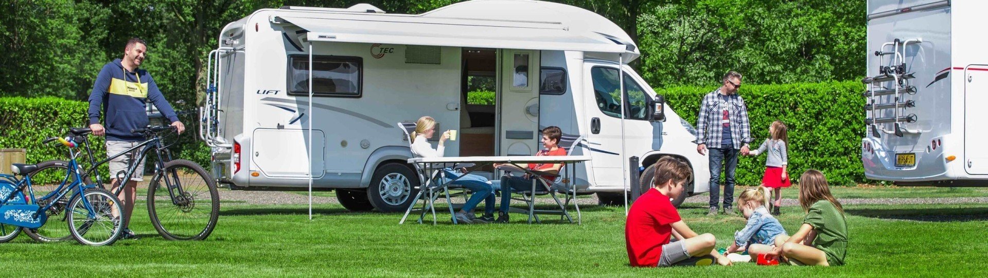 Camperveld op camping in noord limburg