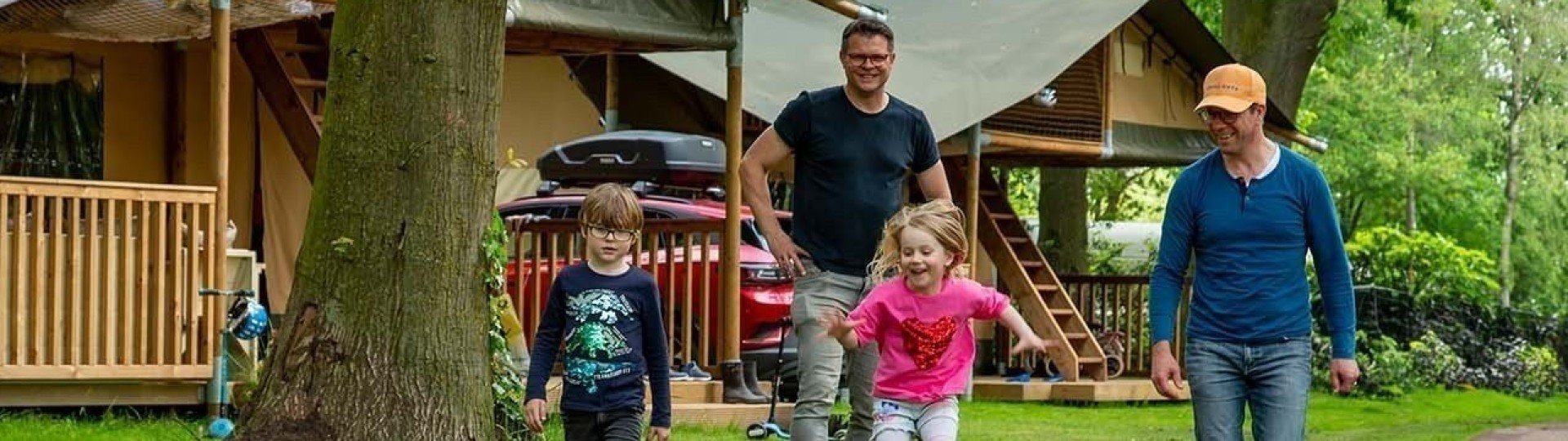 Campingplatz toverland logdezelt beringerzand