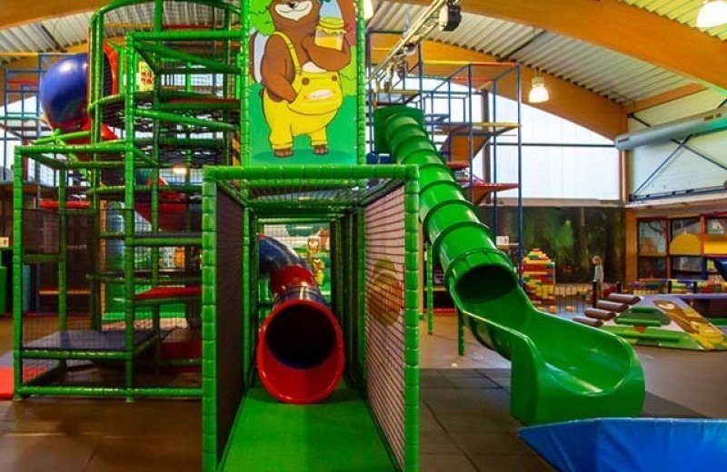 Familiecamping in nederland met indoorspeeltuin