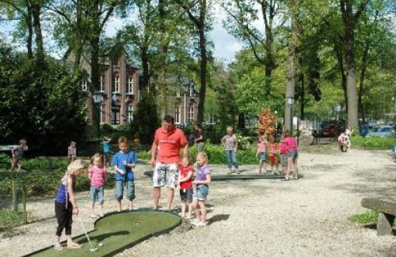 Minigolf im kurzurlaub mit kindern holland beringerzand